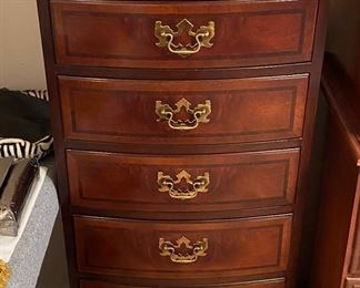 Henredon Lingerie Chest