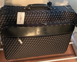 Adrienne Vittadini Luggage