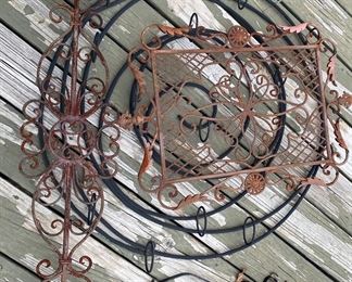 Metal Outdoor Ornamental Pieces