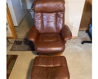 Leather chair with ottoman