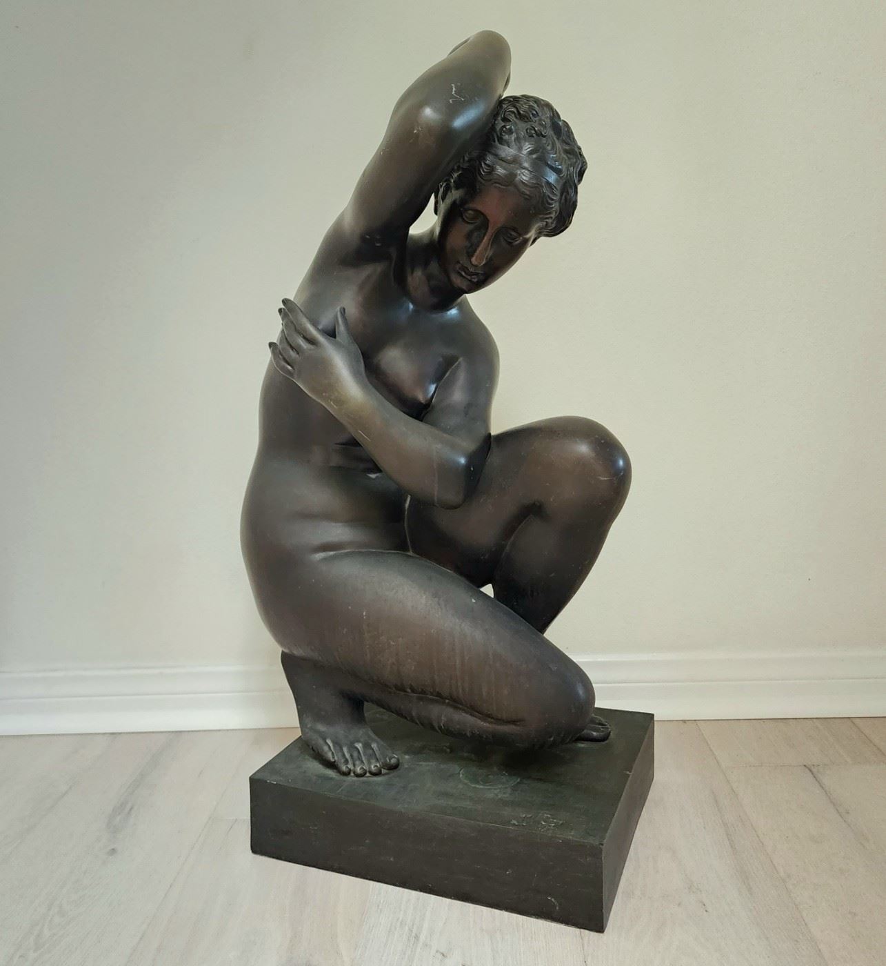 31" bronze nude statue