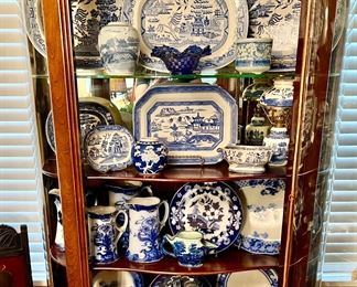Antique blue willow, flow blue, chinoiserie, antique Chinese pieces. 