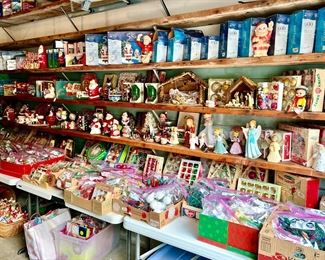 Here we go!  Let’s start with the packed garage that we are still setting!  Mega vintage Christmas!