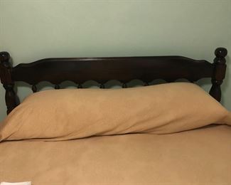 dark wood queen bed