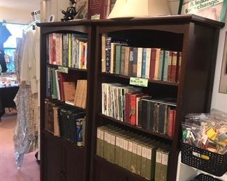 Items Located In The Central Hallway