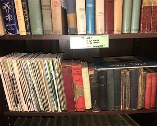 Items Located In The Central Hallway