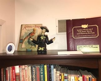 Items Located In The Central Hallway