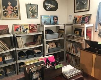Items Located In The 2nd Bedroom ( Vintage Records)