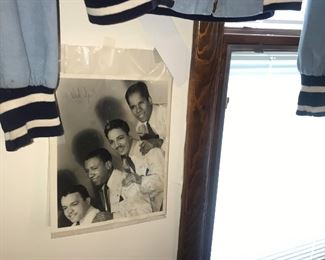 Items Located In The 2nd Bedroom ( Vintage Records)