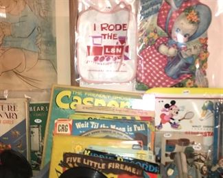 Items Located In The 3rd Bedroom ( Vintage Toys & Games & Vintage Scout Items)
