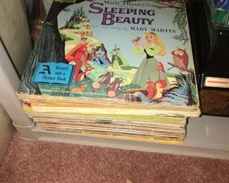 Items Located In The 3rd Bedroom ( Vintage Toys & Games & Vintage Scout Items)