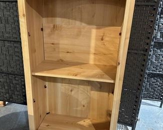 Nice Light Wood 4 Shelf Shelving Unit