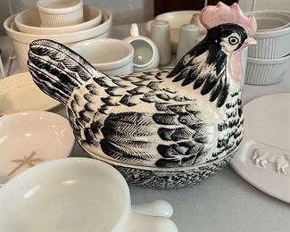 covered rooster dish