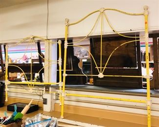 iron bed    real thing no repro!