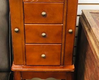 jewelry chest