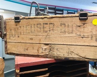 primitive lidded box