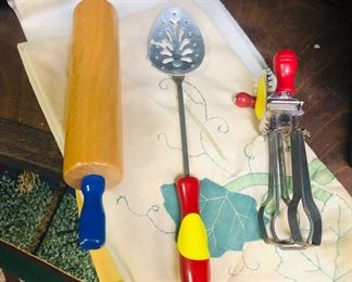 kids vintage kitchen items