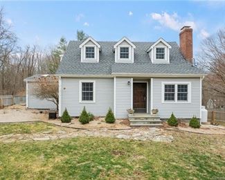 20 AUNT PARK EXTERIOR