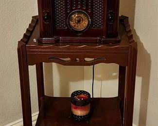 Vintage Radio Player & Table 