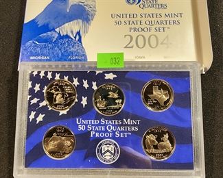 LOT 32 - 2004 US MINT PROOF SET
