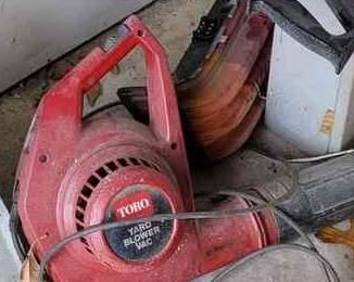 Leaf Blower