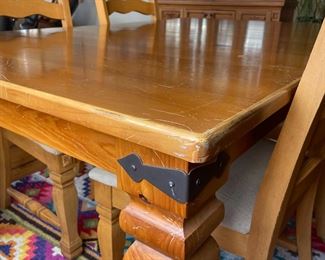 Dining Table (Broyhill)