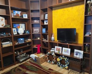 2 TVs with wall mount or stand, prints, Salton hot plates and decorations