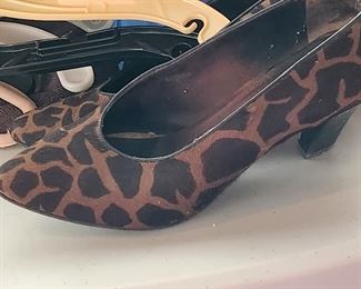 Lots of women's shoes size 8