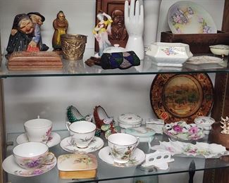 Teacups and miscellaneous glass