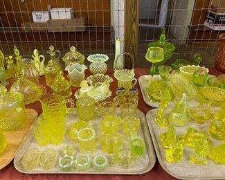 collectibles, vaseline glass