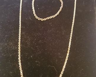 Sterling silver 925 necklace 11.77g . bracelet 6.41g 