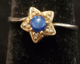 gold ring blue stone w/ cubic zirconia 1.3g w/ stone