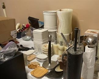 New bath accessories, many marble