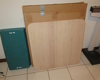 168 st skidmore foling table