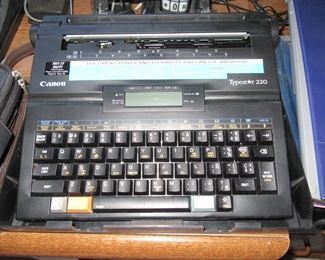 168 st canon typewriter