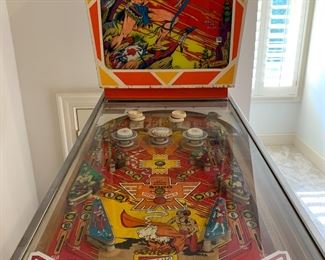 1977 'Golden Arrow' Pinball Machine