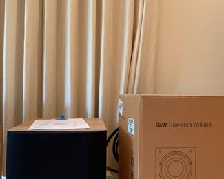 B&W 500 Watt Subwoofer