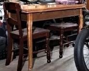 Enameled Topped Table 1 wChairs