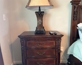 A.R.T. bedside table (2)