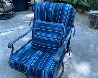 2 more swivel rockers 