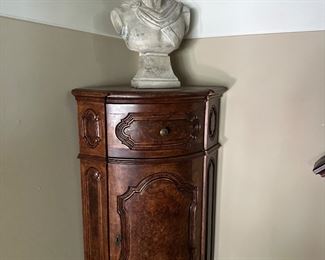 Beautiful corner piece