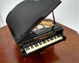 Miniture Piano