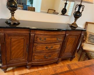 Pre-sale item.  Email hvogelbacker@bluemoonestatesales.com for pricing and pick up information.