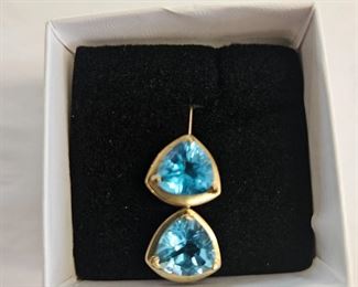 10k yellow gold and topaz