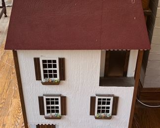 Vintage Dollhouse 