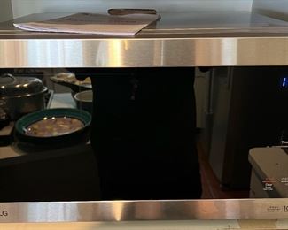 LG Microwave 