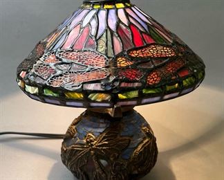 Tiffany Style Red Dragonfly Stained Glass Table Lamp 