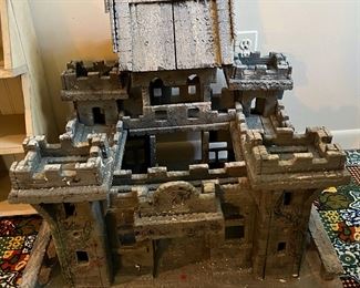 Vintage Child’s Fort….. Winterfell??