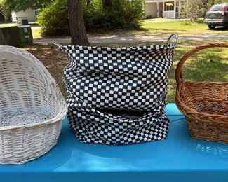 Carry it away basket set