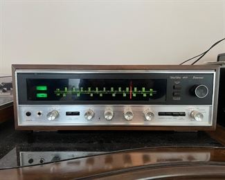 Sansui Model 4000 Vintage Solid State AM / FM Stereo Receiver Tuner Amplifier